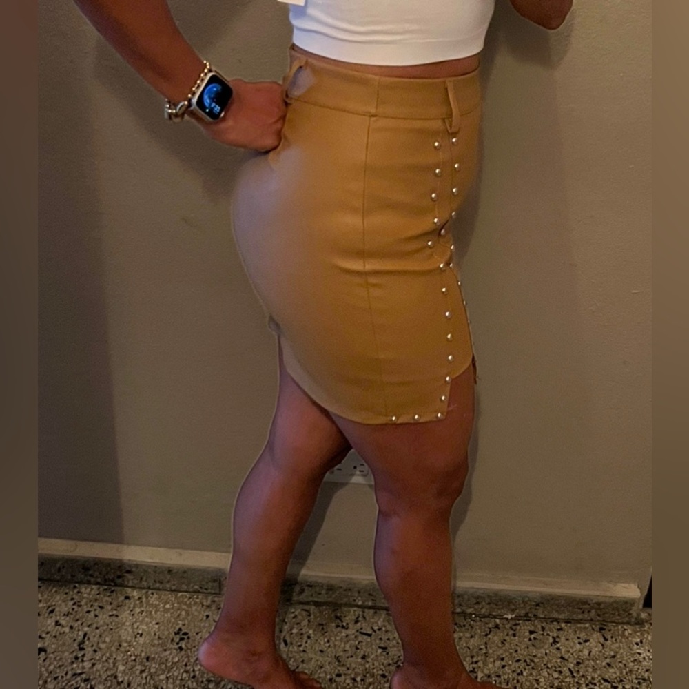 Tan leather skirt